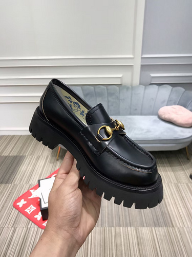 Gucci 2022 spring and autumn new thick-bottomed loose cake little bee Lefu shoes female 35-40_ male 40-45_-20be660e